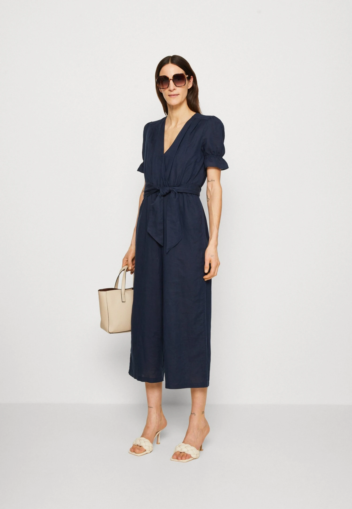 ESPRIT Belted Overall - Jumpsuit - Navy 4 ESPRIT Belted Overall - Jumpsuit - Navy - Afbeelding 2