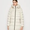 ESPRIT Coat - Winterjas - Cream Beige
