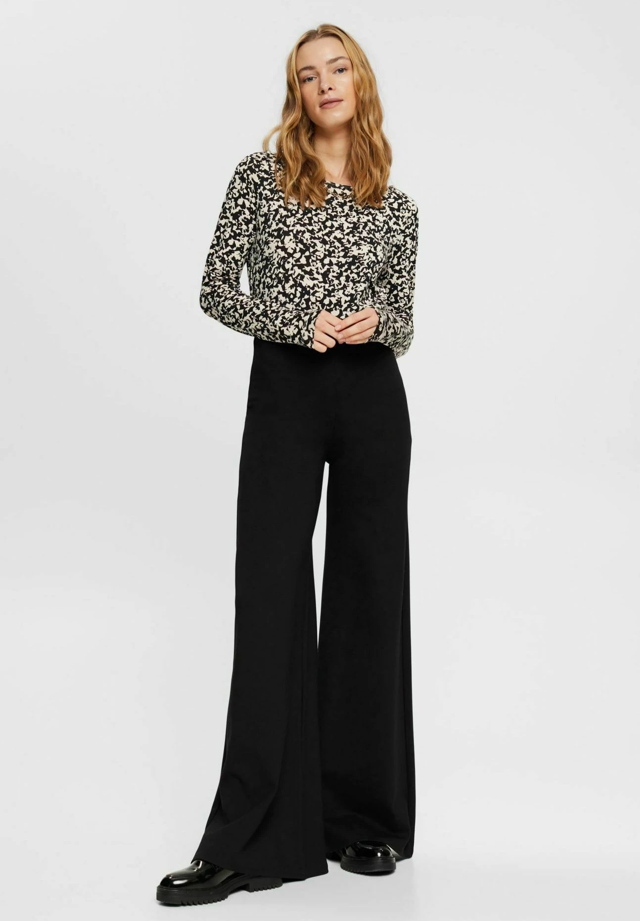 ESPRIT Mit Mehrfarbigem Print - Longsleeve - Ice 4 ESPRIT Mit Mehrfarbigem Print - Longsleeve - Ice - Afbeelding 2