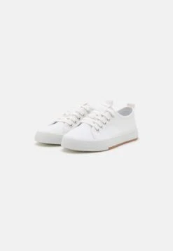 ESPRIT Sneakers Laag - Off White -Esprit 1f888414b9c7469bbb042e1c6c9bec1f