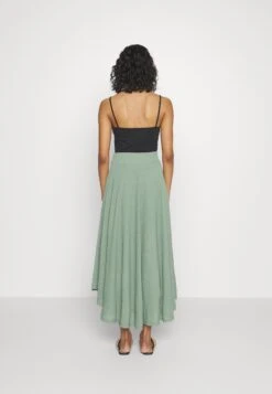 ESPRIT Long Skirt- Plooirok - Pale Khaki 12 ESPRIT Long Skirt- Plooirok - Pale Khaki -Esprit 2562c8318cf848df927714b919f1c21a