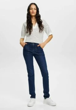 Voorkant -Esprit 368af0425752452fa1b6ddc6bb80cd32