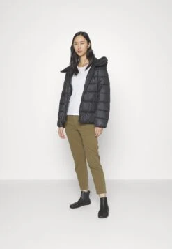ESPRIT Ultra Light Padded Jacket - Winterjas - Black -Esprit 38185c29018d4ae2beba3b324b9ecd2b