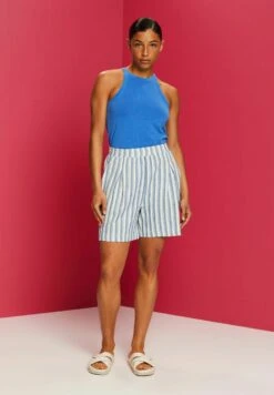 ESPRIT Shorts - Ice 18 ESPRIT Shorts - Ice -Esprit 3c32fd1b063246668d927424f58b2817