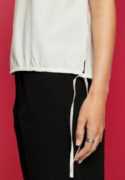 ESPRIT Blouse - Offwhite -Esprit 4170e661d0d7454493ab79adce63692f