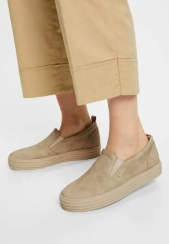 ESPRIT Sneakers Laag - Sand