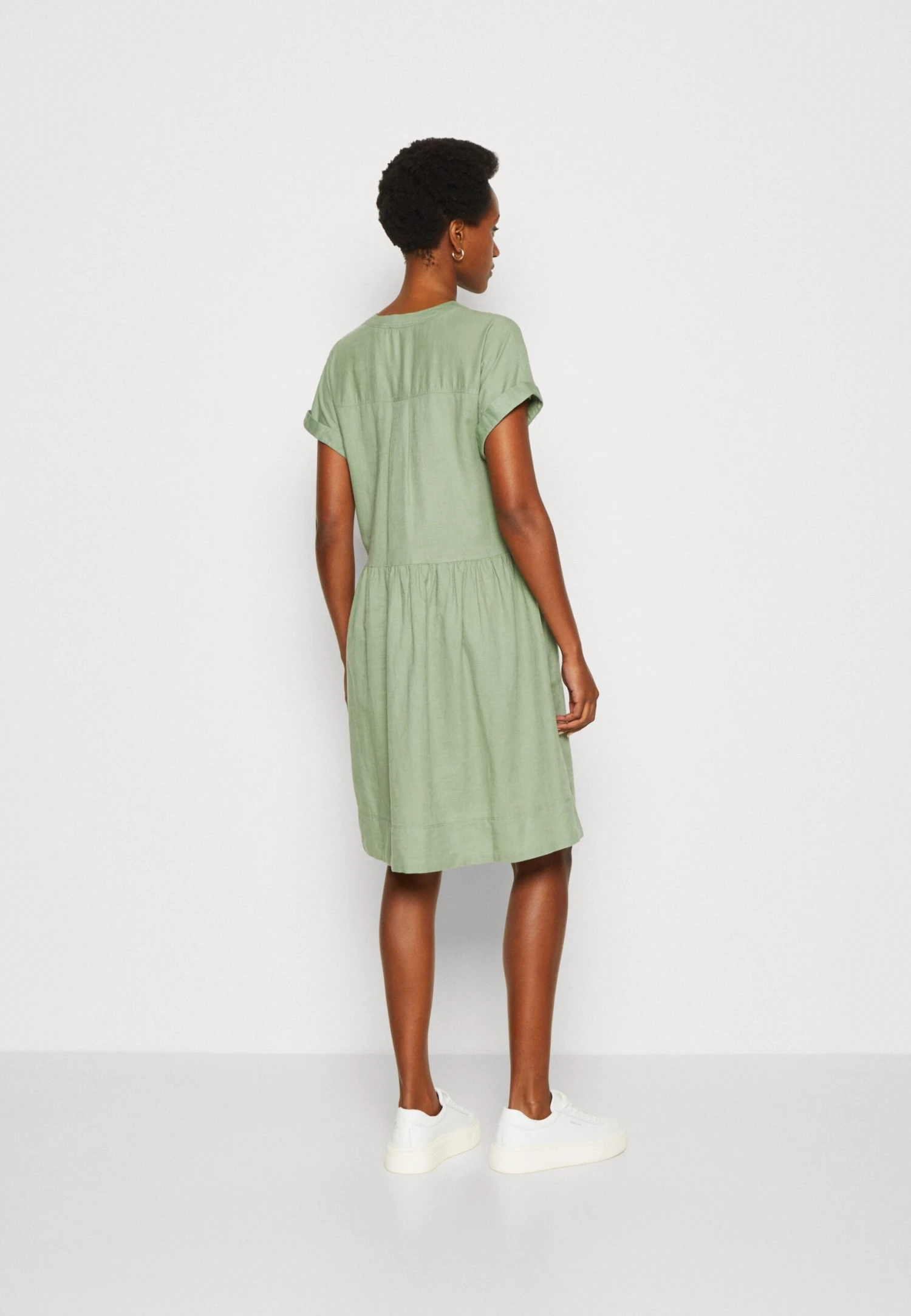 ESPRIT Dress - Jurk - Pale Khaki 5 ESPRIT Dress - Jurk - Pale Khaki - Afbeelding 3