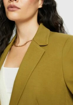 ESPRIT Halflange Jas - Olive 15 ESPRIT Halflange Jas - Olive -Esprit 59083529e77649349b63a6e34cc46c28