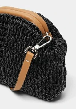 ESPRIT Clutch - Black 11 ESPRIT Clutch - Black -Esprit 6f25b84fe06244c9a9ef5c75ddbd704e