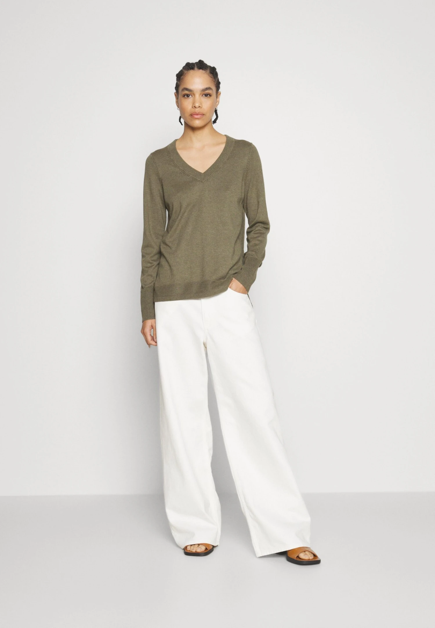 ESPRIT V Neck - Trui - Khaki Green 7 ESPRIT V Neck - Trui - Khaki Green - Afbeelding 5