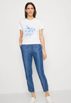 Edc By Esprit Relaxed Fit Jeans - Blue Medium Wash -Esprit 83f94daf3ca04c758a68ecec1405e31e