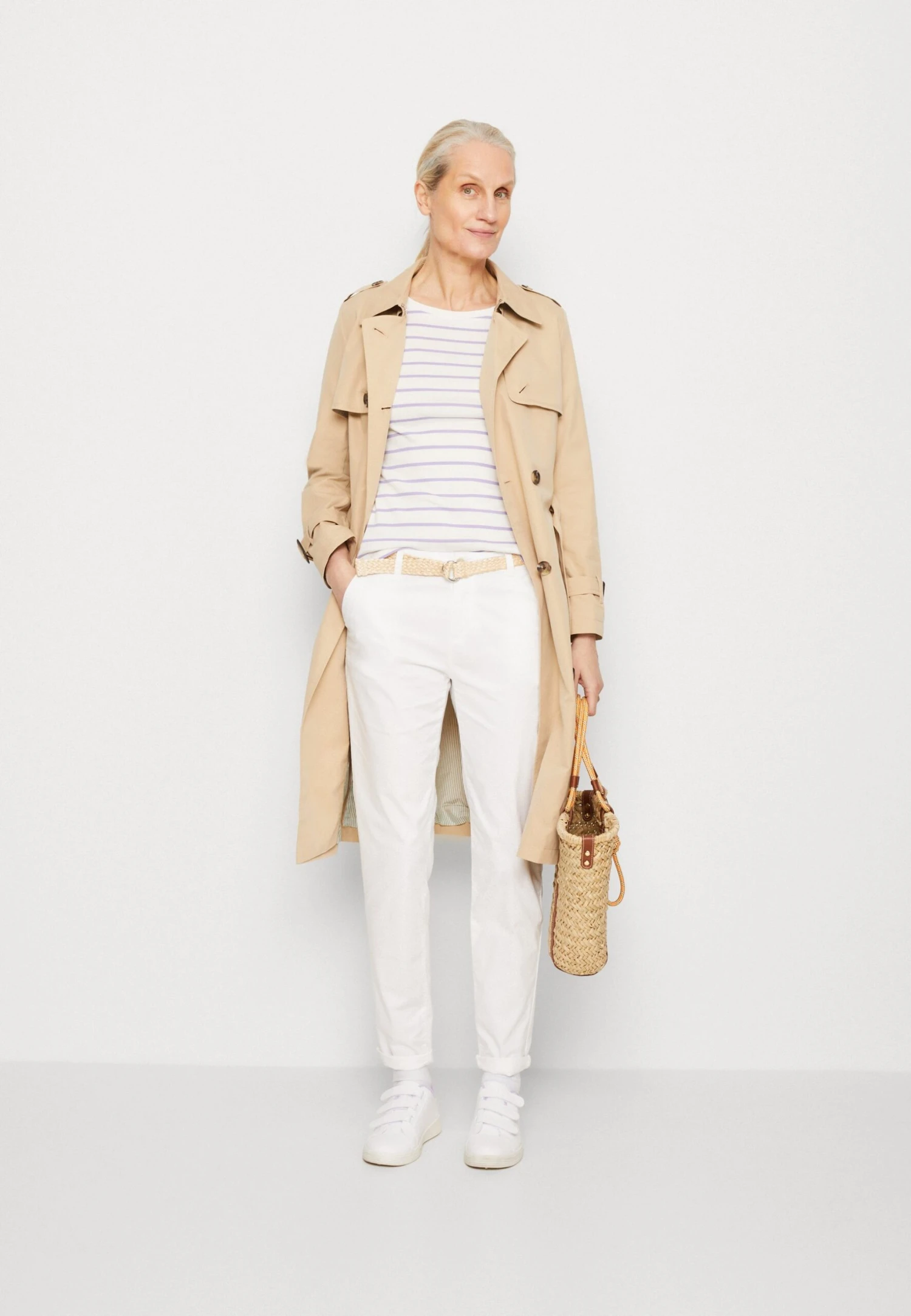 ESPRIT Classic - Trenchcoat - Sand 4 ESPRIT Classic - Trenchcoat - Sand - Afbeelding 2
