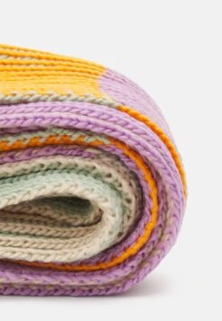 ESPRIT Fun Shawl - Sjaal - Beige 7 ESPRIT Fun Shawl - Sjaal - Beige -Esprit 9d1c639c42b545ea913db13349bb4ba4