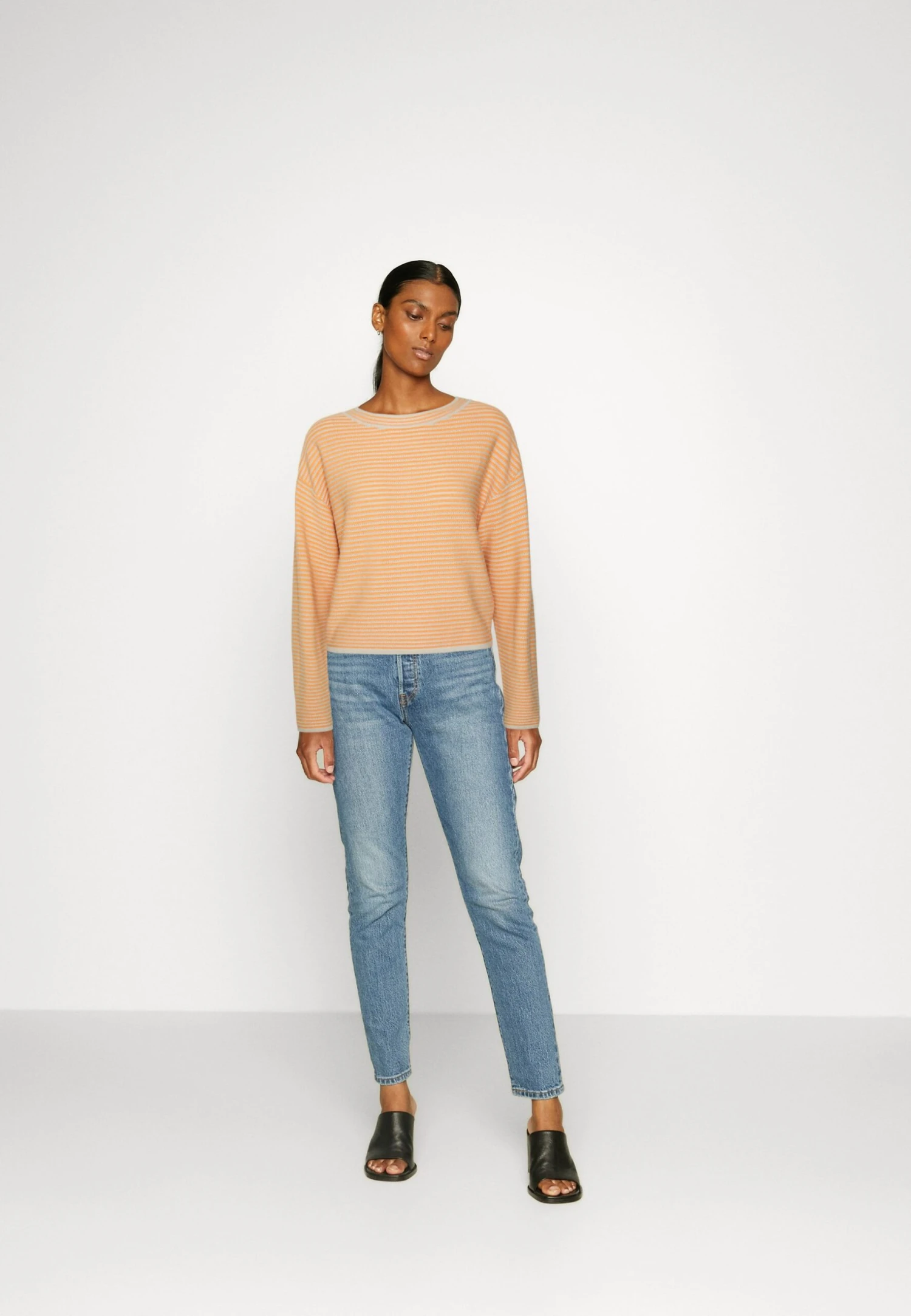 ESPRIT Stitchmix- Trui - Light Taupe 4 ESPRIT Stitchmix- Trui - Light Taupe - Afbeelding 2