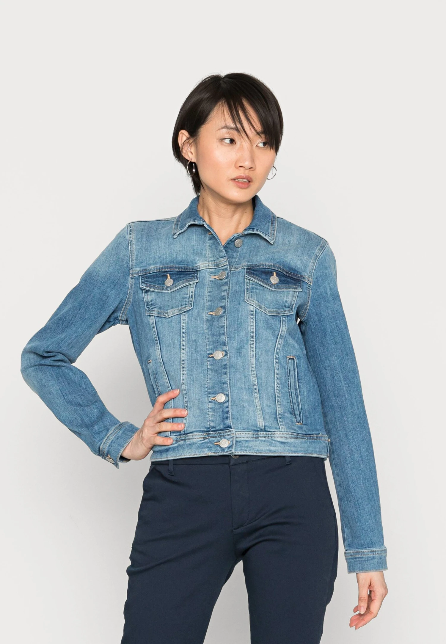 ESPRIT Indoor- Spijkerjas - Blue Light Wash 3 ESPRIT Indoor- Spijkerjas - Blue Light Wash