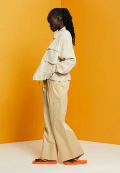 ESPRIT Übergangs - Lichte Jas - Sand -Esprit ba6b80fbb7c64a9fbc43602b91418eb4