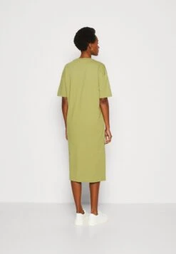 Edc By Esprit Dress - Jerseyjurk - Pistachio Green -Esprit c9d0e721d13c4b5d819599abc6cc9250