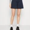 ESPRIT Shorts - Navy 2 ESPRIT Shorts - Navy -Esprit cf2ef8b294f048ea9cd75d52348f863d