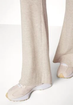 ESPRIT Broek - Off White -Esprit d21a3c3e5cde4d3bbdbcea6432751f57