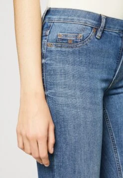 ESPRIT Jegging - Jeggings - Medin Mid Blue -Esprit d77618ac13ce4ab9a5e15c770661f33c