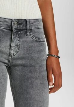 ESPRIT Slim Fit Jeans - Grey Medium Washed -Esprit d8e39e25ec204e79a0c246758be5106b
