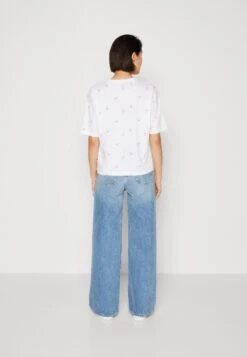 Edc By Esprit Tee - T-Shirt Print - White -Esprit efd903e4b2ea4ff28f54bac5eecc3602