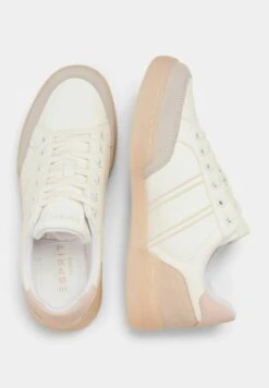 ESPRIT A22-04 Lu2 - Sneakers Laag - Off White -Esprit fdc0d2c8818a49919814a9f216c88715